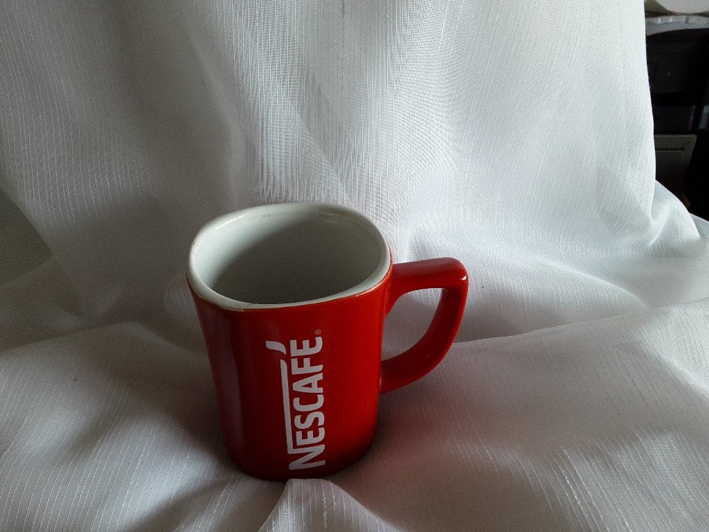 NESCAFE kopje met lachje, Overige materialen, Ophalen of Verzenden, Zo goed als nieuw, Overige stijlen