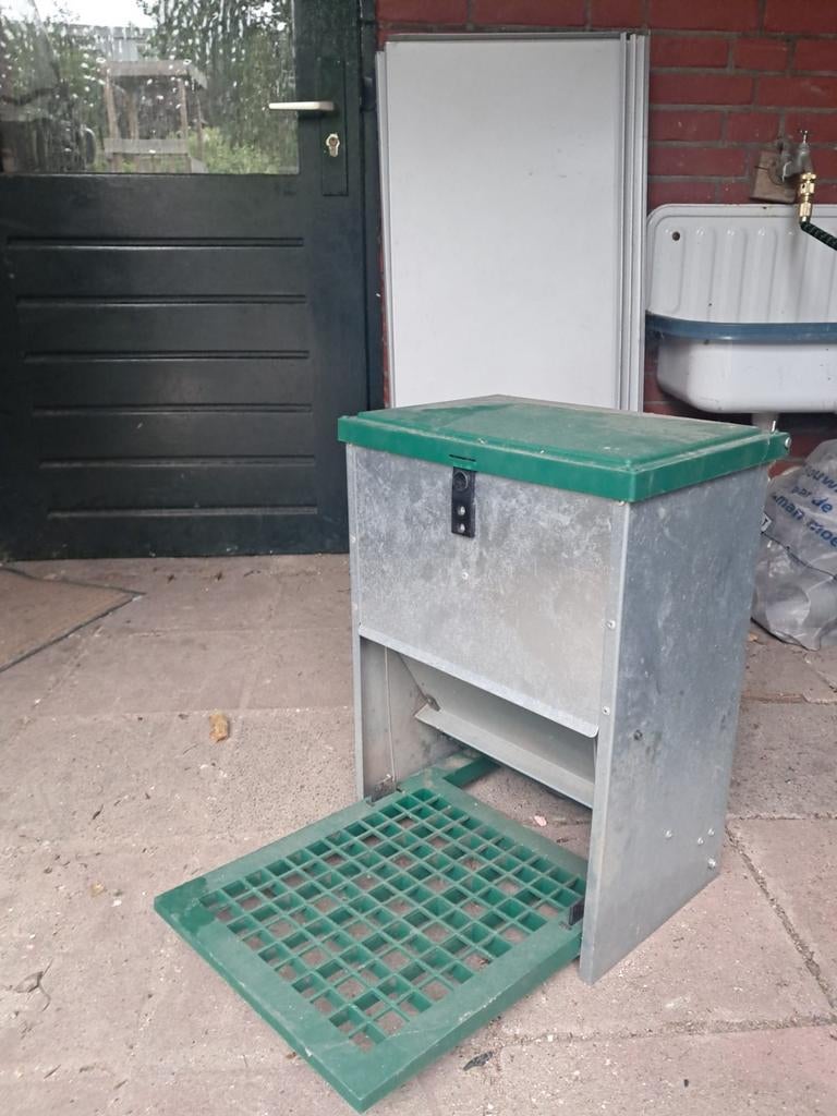 Kippen voerbak/trapbak, Ophalen of Verzenden, Zo goed als nieuw, Drinken en Voederen