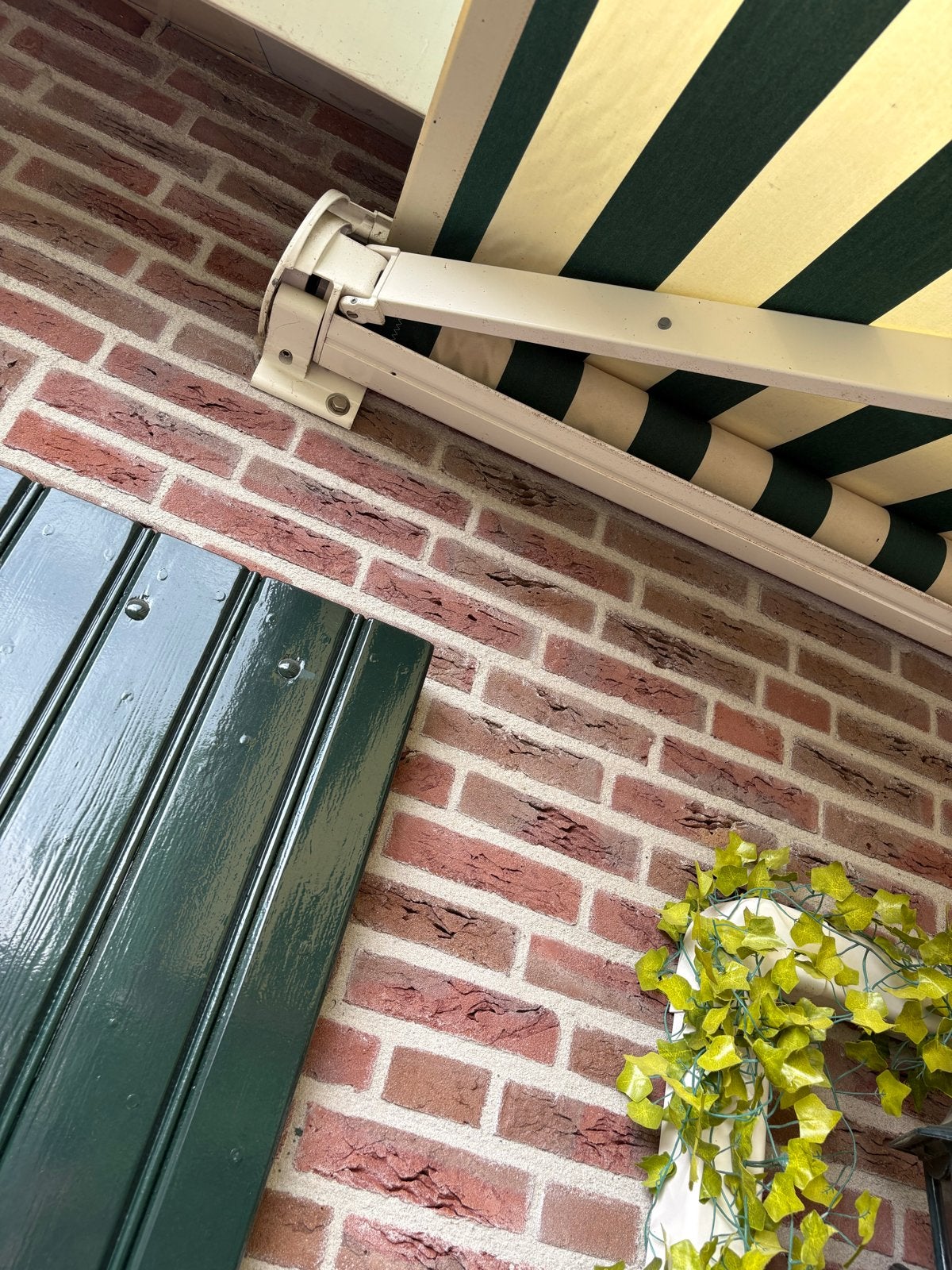 Gezocht: Arm voor Mado zonnescherm, uitval 3,5 meter, Tuin en Terras, Zonneschermen, 300 cm of meer, Ophalen of Verzenden, Gebruikt