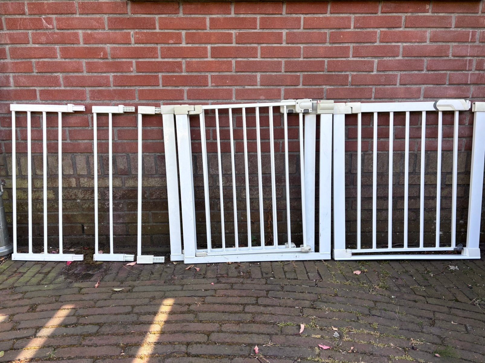 Safety 1st traphekjes (3x) en verlengstukken, Kinderen en Baby's, Ophalen, Zo goed als nieuw, Metaal of IJzer, 115 cm of meer