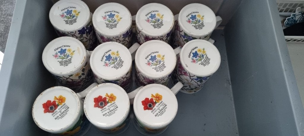 Bekers, Huis en Inrichting, Keuken | Servies, Ophalen, Nieuw, Overige stijlen, Kop(pen) en/of Schotel(s)