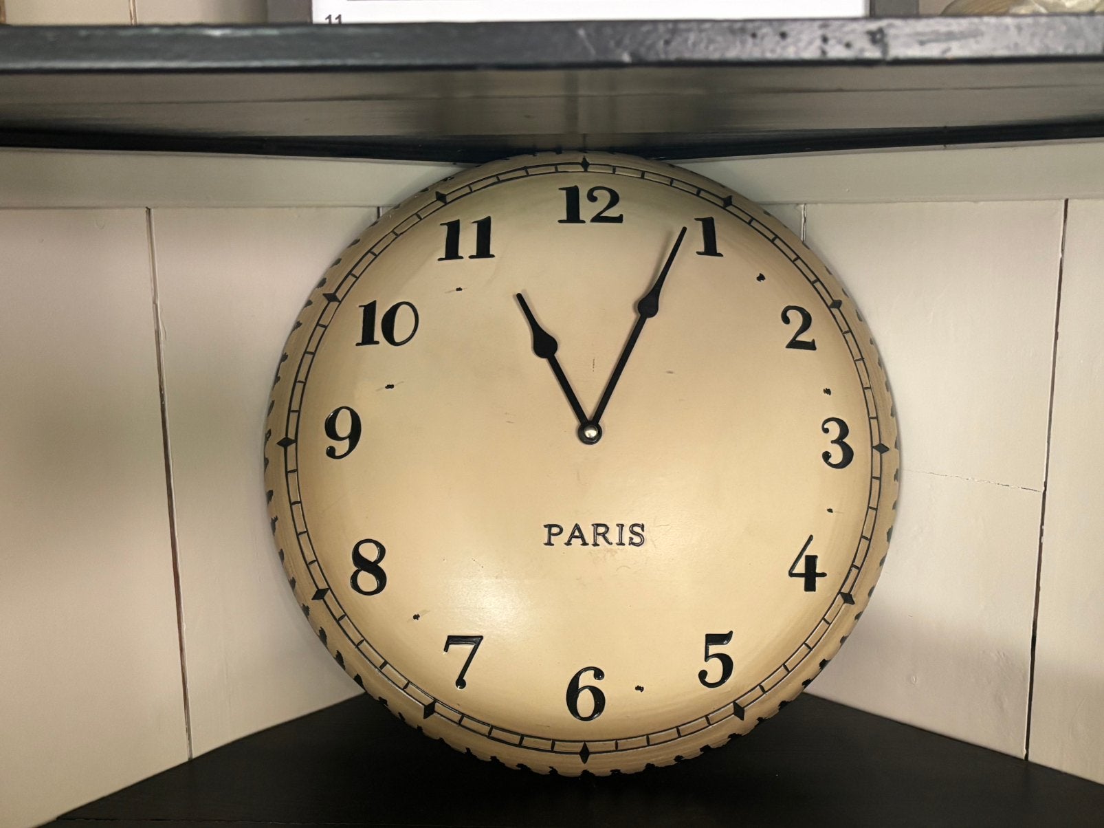 Sfeervolle Vintage Wandklok 'PARIS' / Landelijke NIEUW!, Huis en Inrichting, Ophalen of Verzenden, Nieuw, Wandklok