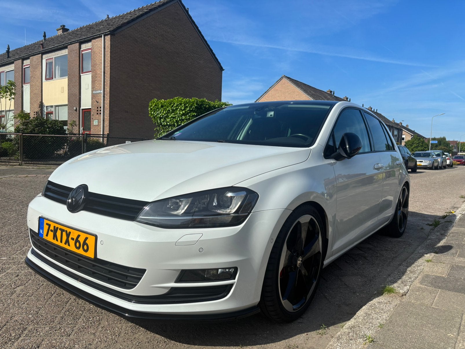 Volkswagen Golf 1.4 TSI motorrevessie, stoelmassage, Voorwielaandrijving, 4 cilinders, Bi-Xenon koplampen, Origineel Nederlands