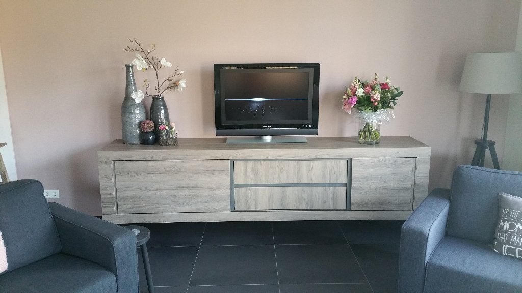 Dressoir/ TV-kast, Ophalen, Overige materialen, Zo goed als nieuw, 200 cm of meer