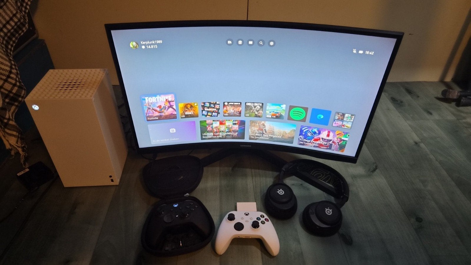 Xbox Series X Digital 1TB + Elite Series 2 + Arctis Nova 5X, Spelcomputers en Games, Ophalen, Zo goed als nieuw