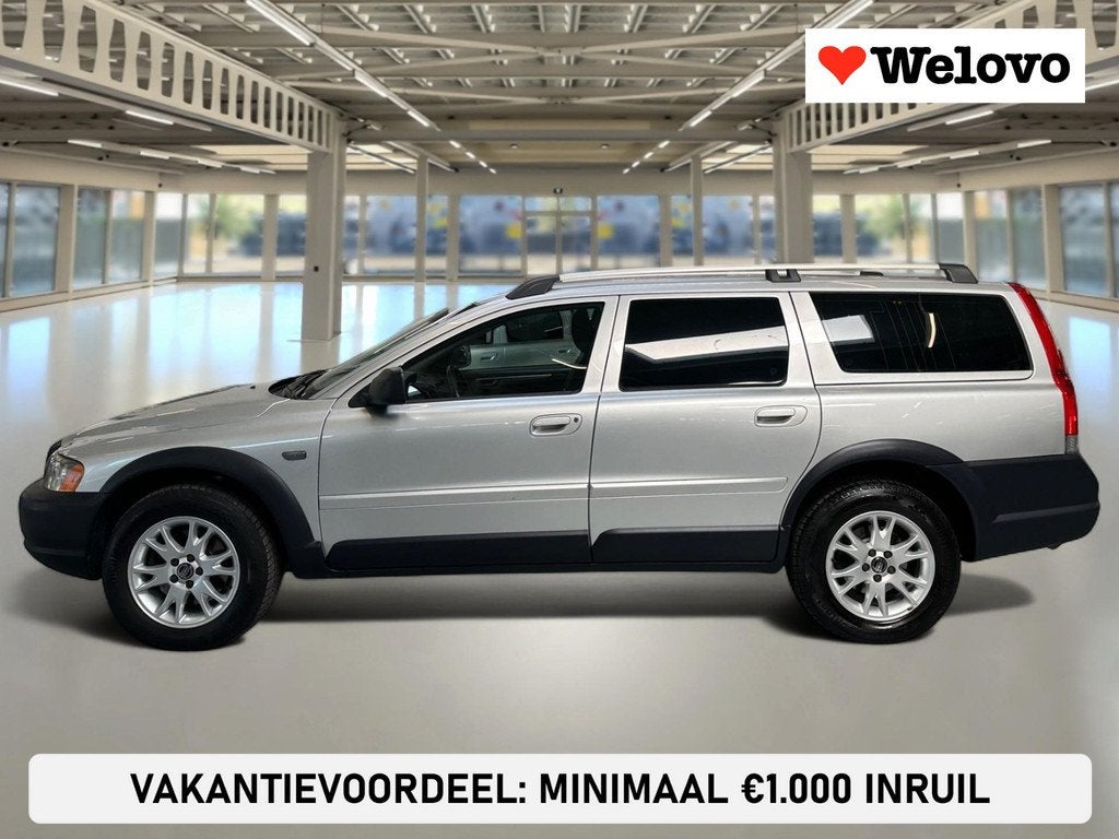 Volvo XC70 2.5 T Kinetic Incl. BTW, Trekhaak, electr. verst., Auto's, Volvo, Automaat, Stof, Zwart, XC70