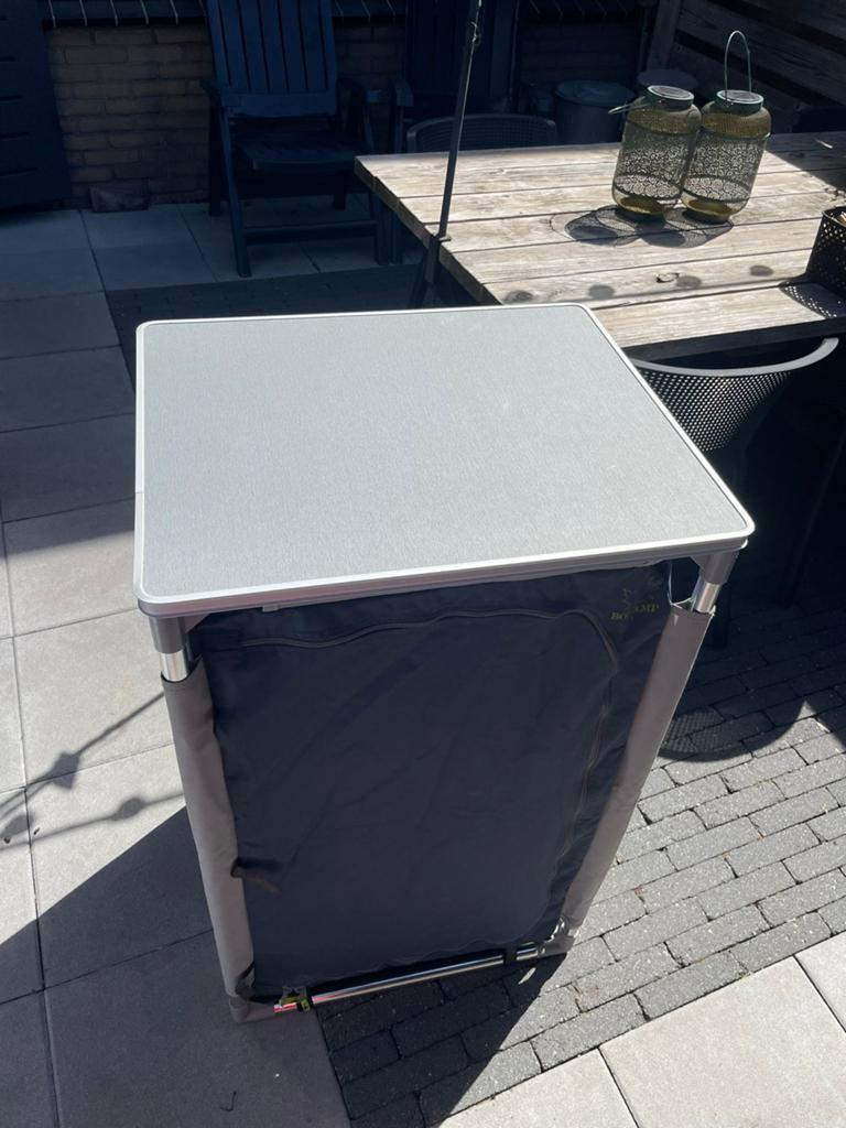 Bo - Camp kast, Ophalen of Verzenden, Zo goed als nieuw, Campingkast