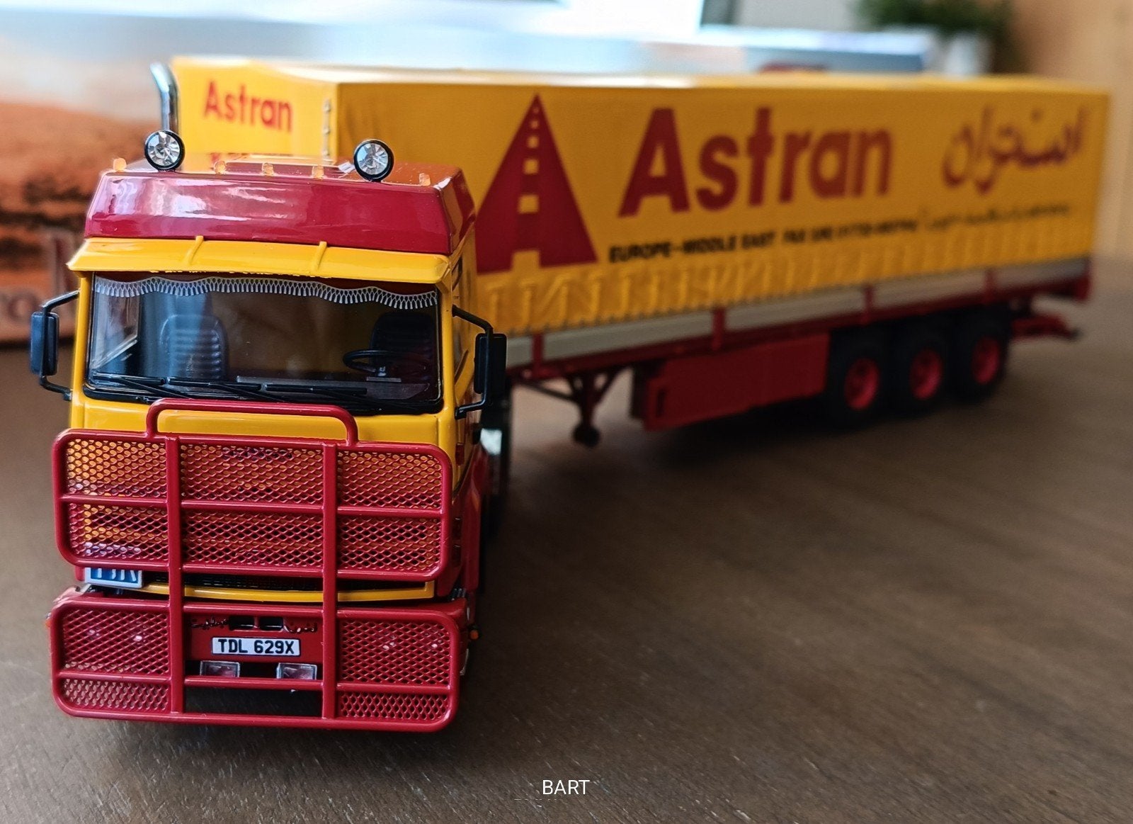 FORD TRANSCONTINENTAL ASTRAN MIDDLE EAST TRANSPORT TEKNO, Hobby en Vrije tijd, Modelauto's | 1:50, Ophalen of Verzenden, Nieuw
