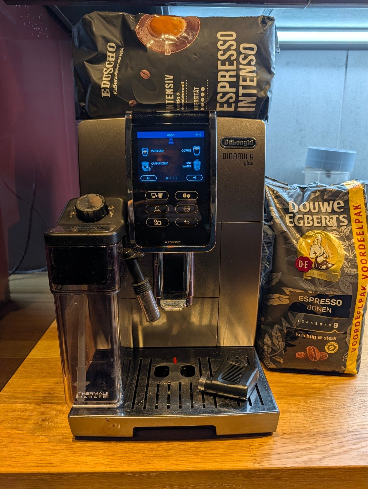 De'Longhi Dinamica Plus (ECAM) – Volautomatische Espresso, Witgoed en Apparatuur, Ophalen, Espresso apparaat, Koffiebonen, Zo goed als nieuw