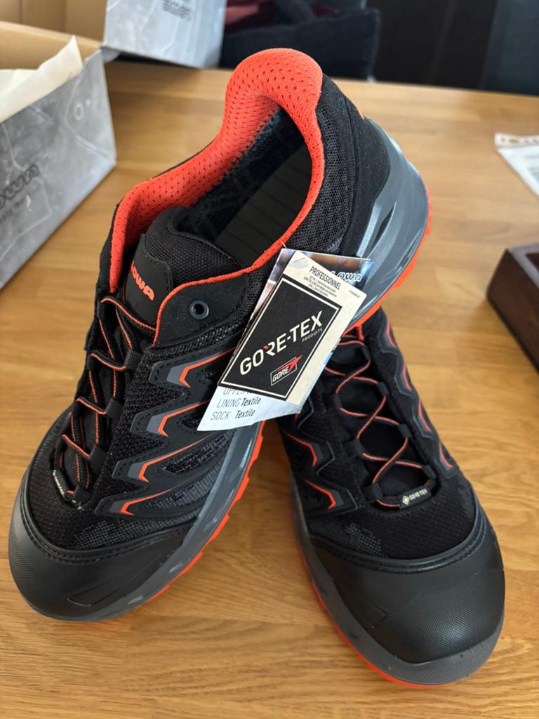 Veiligheidschoenen Lowa Maat 45, Ophalen of Verzenden, Nieuw