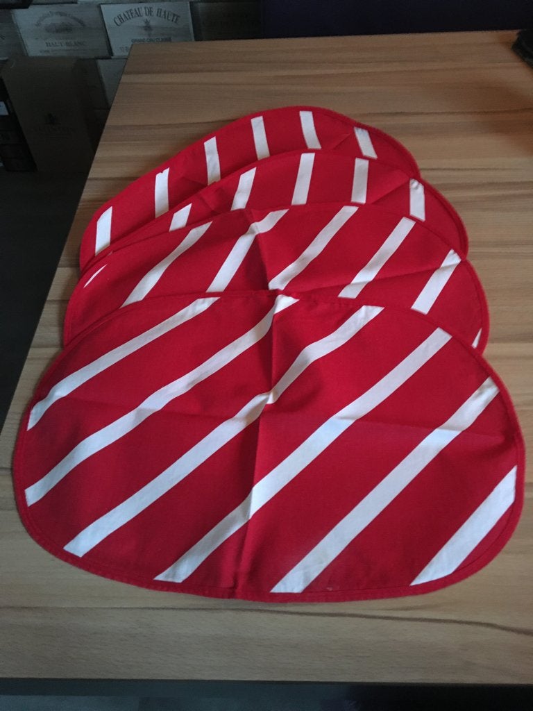 placemat rood wit kerst, Ophalen of Verzenden, Zo goed als nieuw
