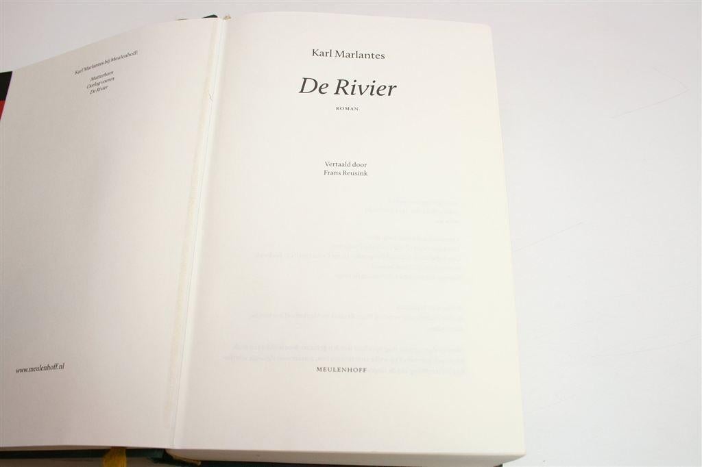 De Rivier — Karl Marlantes — Finse Immigranten ca 1900, Boeken, Ophalen of Verzenden, Gelezen