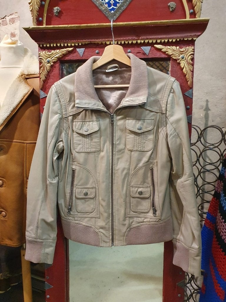 Lederen beige Dames Jas, echt leer - Maat 40, Beige, Djt@dejuistetoon.eu, Ophalen of Verzenden, Zo goed als nieuw