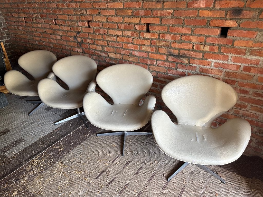 Set 4 Orig. Fritz Hansen Swan Chairs Arne Jacobsen (Project), Ophalen, Gebruikt, Design, 75 tot 100 cm