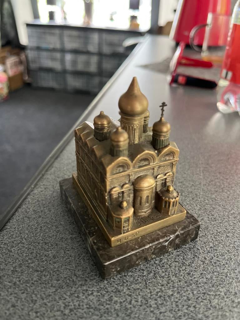 Bronzen Kathedraal Moskou met marmeren plaatje, Antiek en Kunst, Ophalen of Verzenden