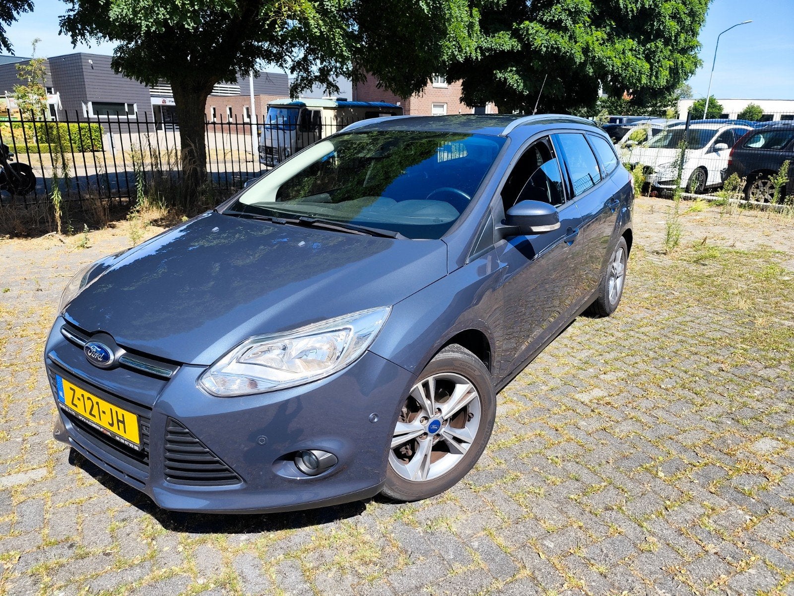 Ford Focus Wagon 2014 trekhaak nieuwe distributieriem apk, Auto's, 125 pk, Handgeschakeld, 1216 kg, Parkeerassistent