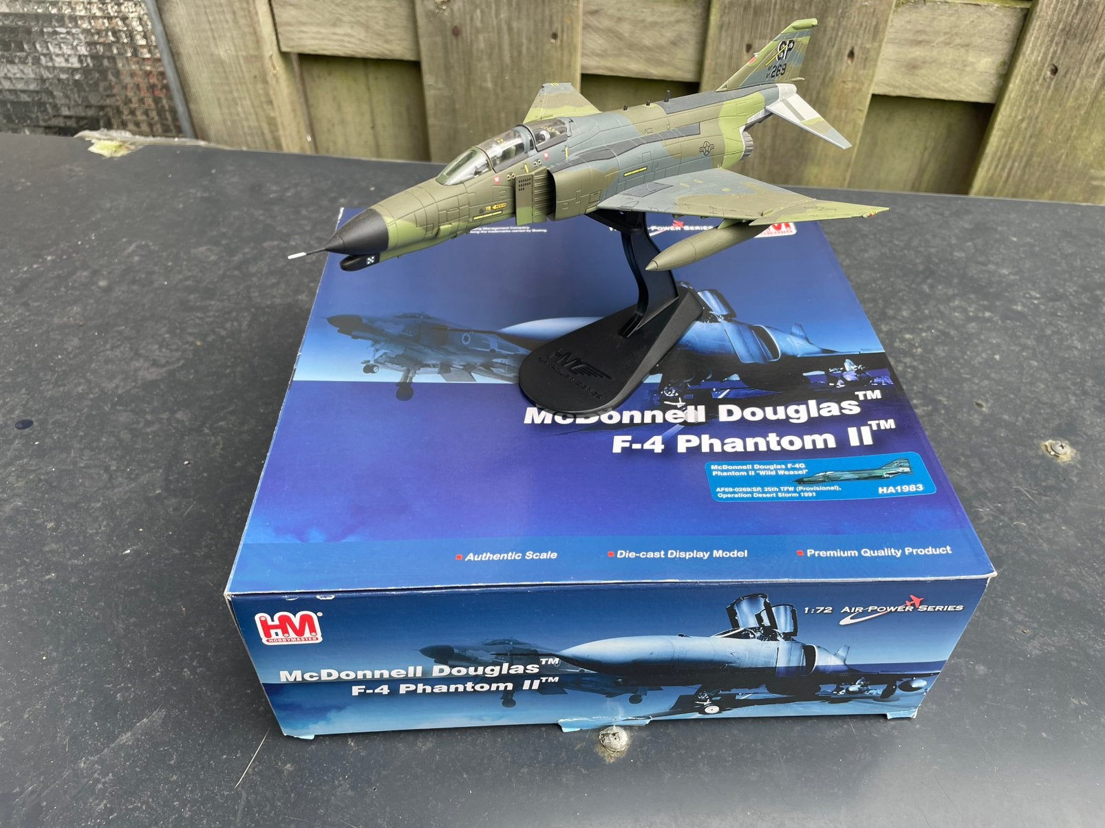 Hobbymaster HA1983 McDonnell Douglas F-4G Phantom, Verzamelen, Ophalen of Verzenden, Zo goed als nieuw, Schaalmodel