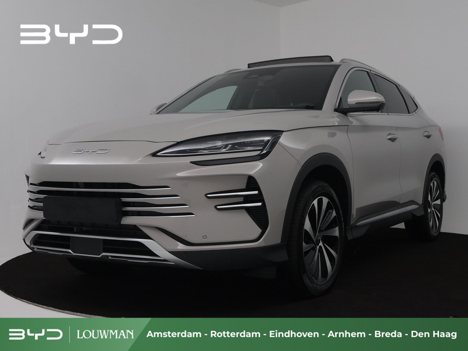 BYD SEAL U 1.5 DM-i FWD Boost | Inclusief € 3000,- ACTIE |, Auto's, Seal U, 1498 cc, Zwart, 4 cilinders