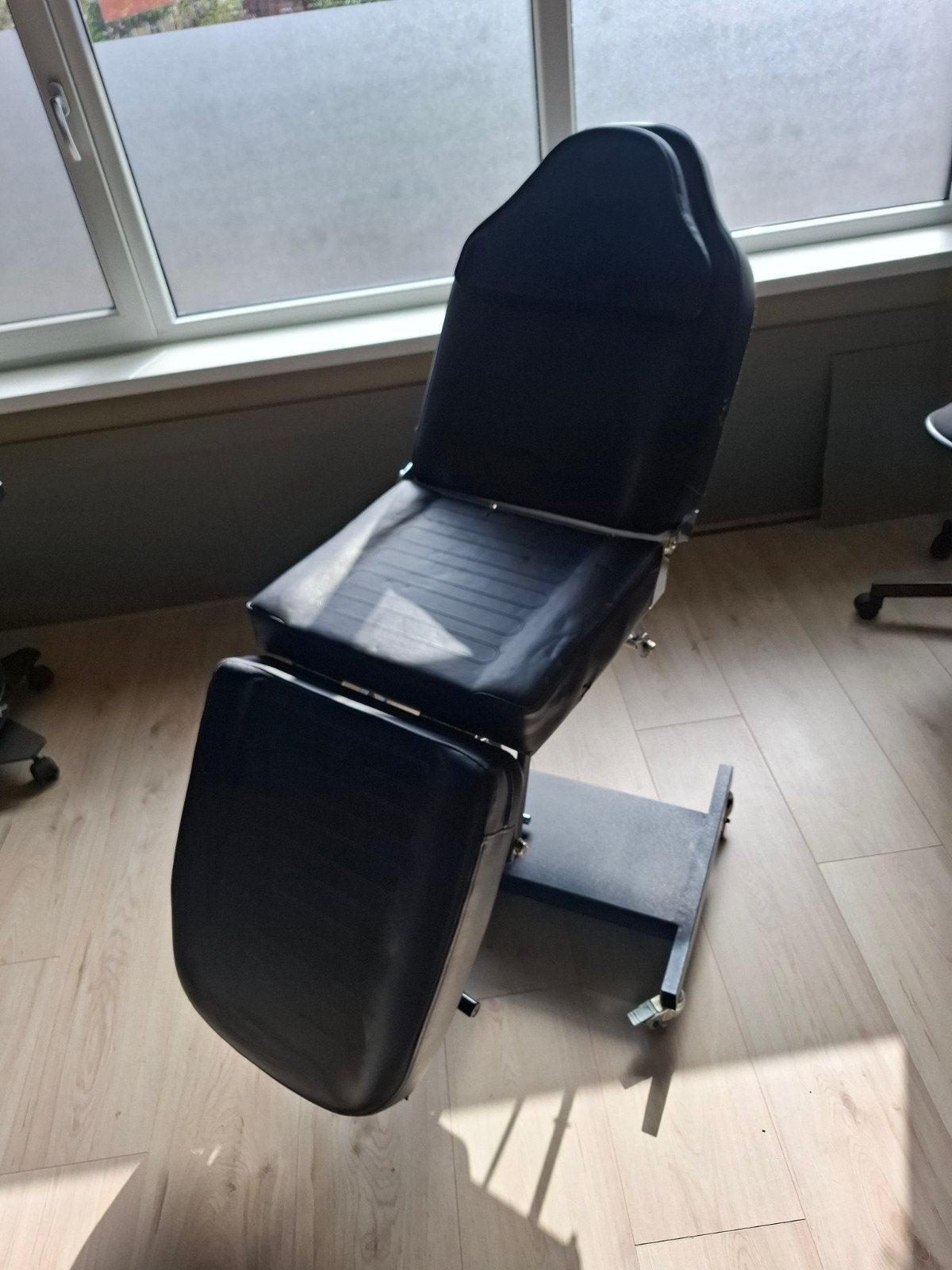 tattoo stoel gebruikt, Ophalen, Gebruikt