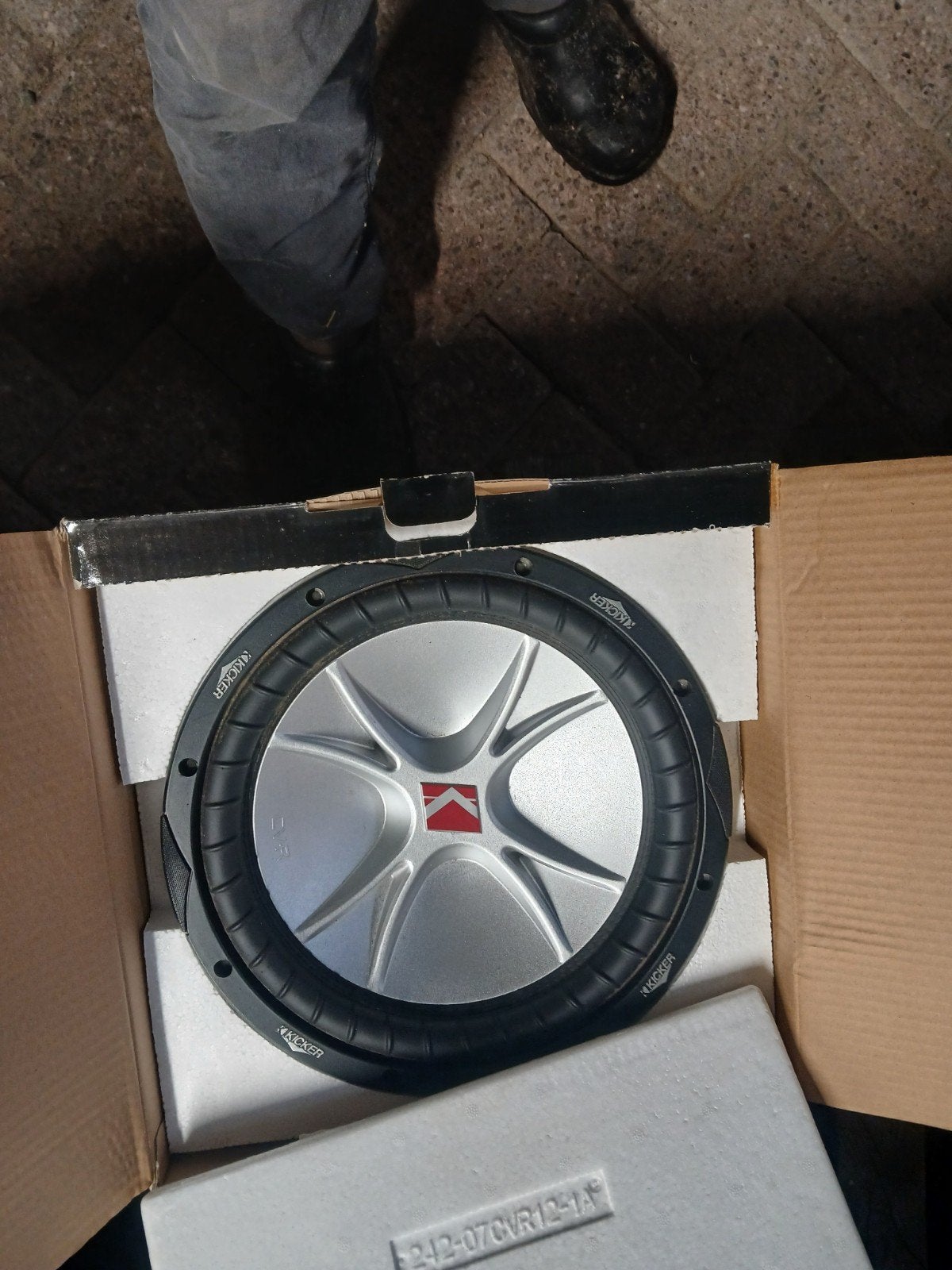 Kicker CVR12 Subwoofer in originele doos, Ophalen of Verzenden, Zo goed als nieuw