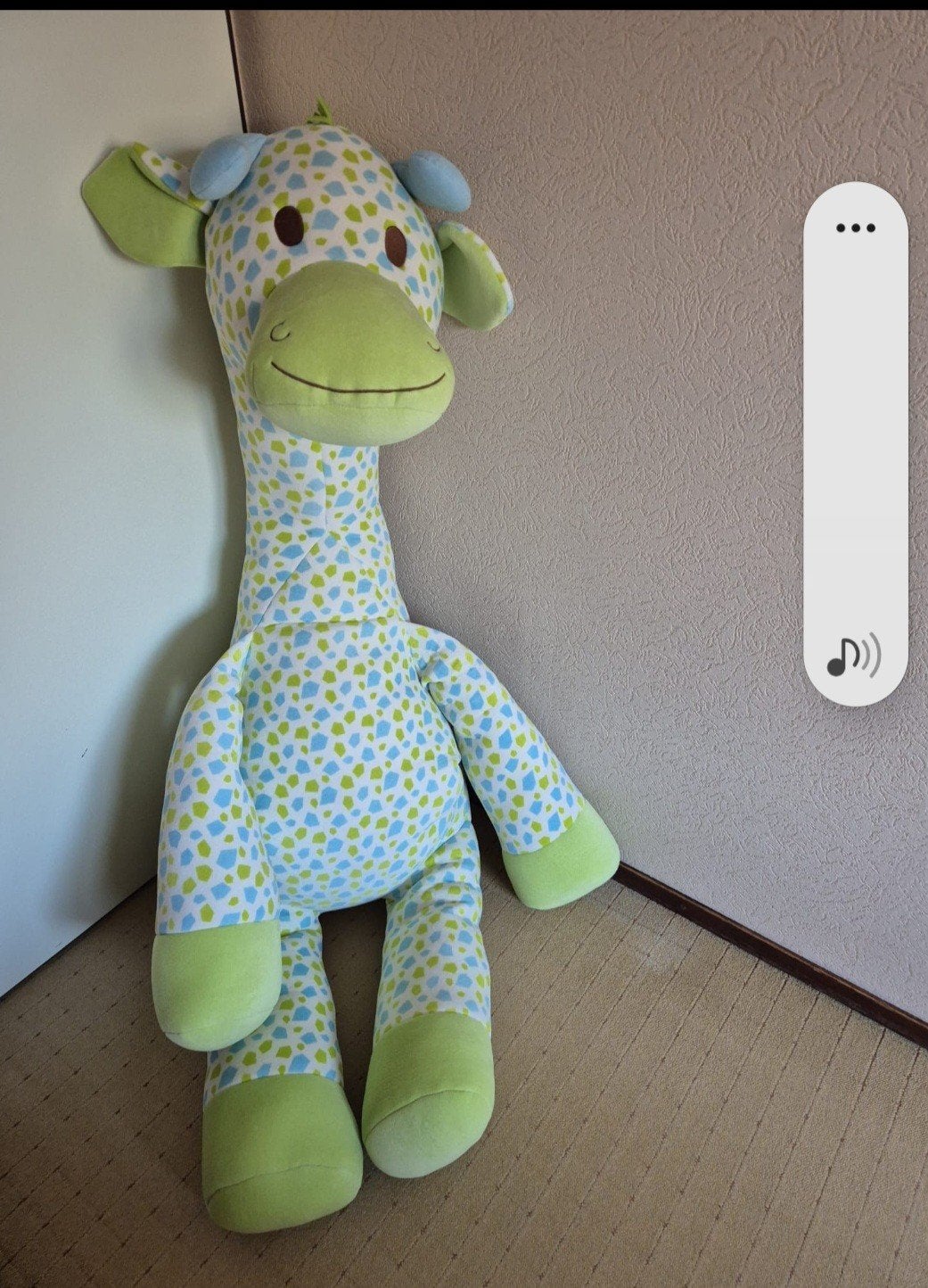 Grote zachte giraffe knuffel - Groen en blauw, Groen, Giraf, Ophalen of Verzenden, Zo goed als nieuw