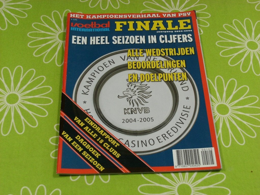 Voetbal International special - het seizoen 2004-2005, Ophalen of Verzenden, Zo goed als nieuw, PSV, Boek of Tijdschrift