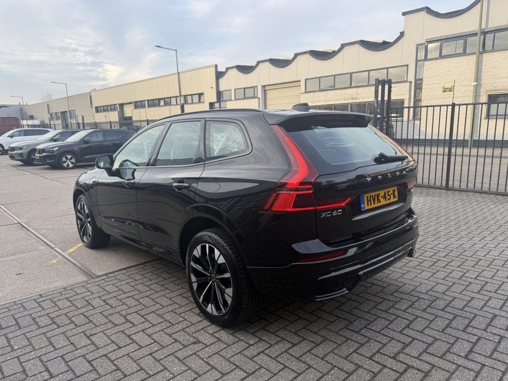 Volvo XC60 T6 AWD Ultra Dark | Luchtvering | Trekhaak | Stuu, Auto's, Volvo, Dealer onderhouden, Gebruikt, Euro 6, 4 cilinders