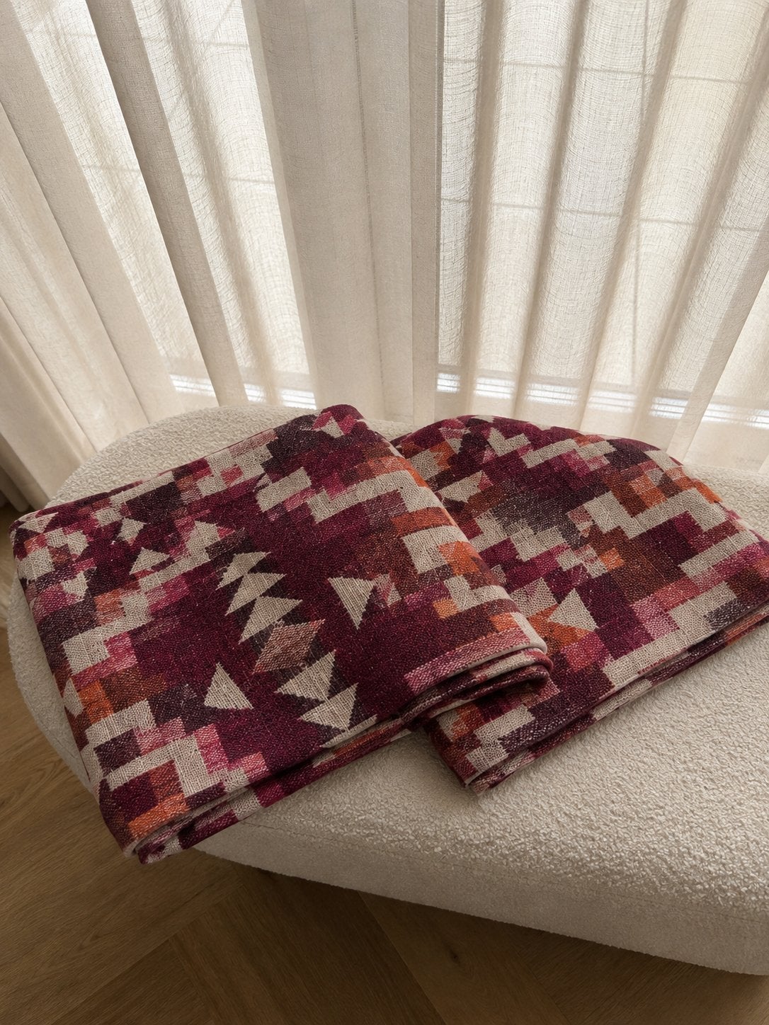 Plaid van Alpacawol uit Ecuador, Quito, Rood, Nieuw, Ophalen of Verzenden, Schapenvacht