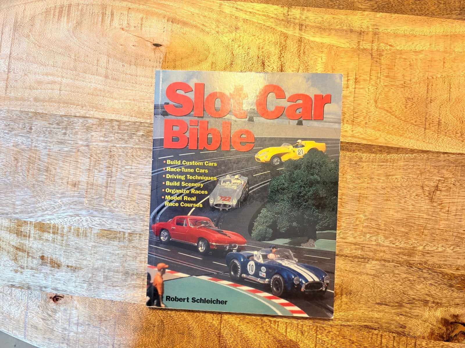 Slot Car Bible – Robert Schleicher – Slotcars / Racebanen, Ophalen of Verzenden, Zo goed als nieuw, Algemeen