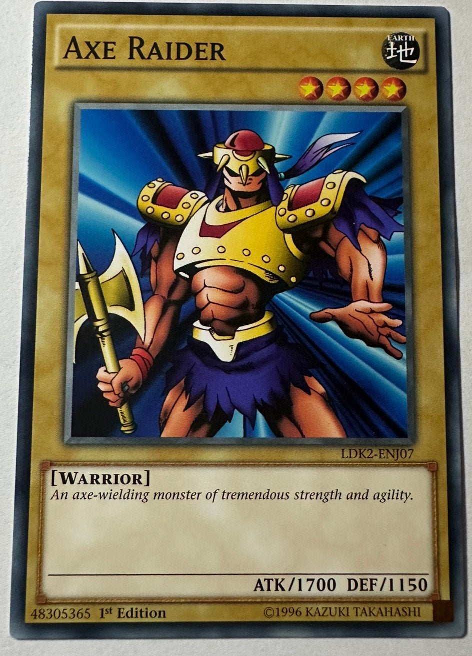 Yu-Gi-Oh! Axe Raider Legendary Print !, Ophalen of Verzenden, Zo goed als nieuw, Losse kaart