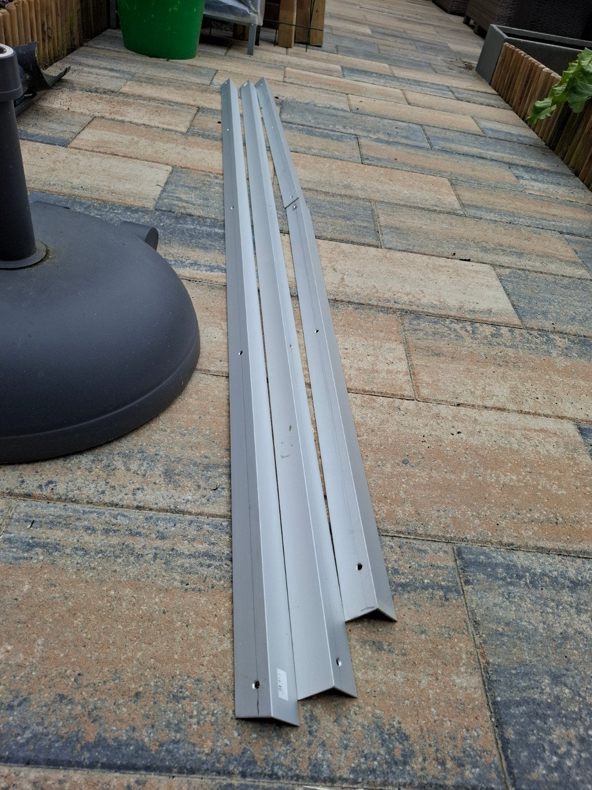 Aluminium hoekprofiel 40x40 daktrim met gaatjes, Ophalen, Gebruikt, Aluminium