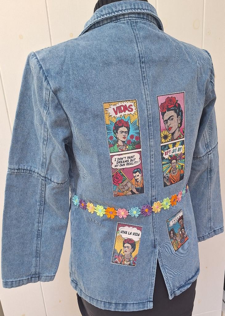 Frida Kahlo dames spijkerjasje denim, POP ART, RESTYLED, Ophalen of Verzenden, Nieuw, Maat 38/40 (M), Blauw