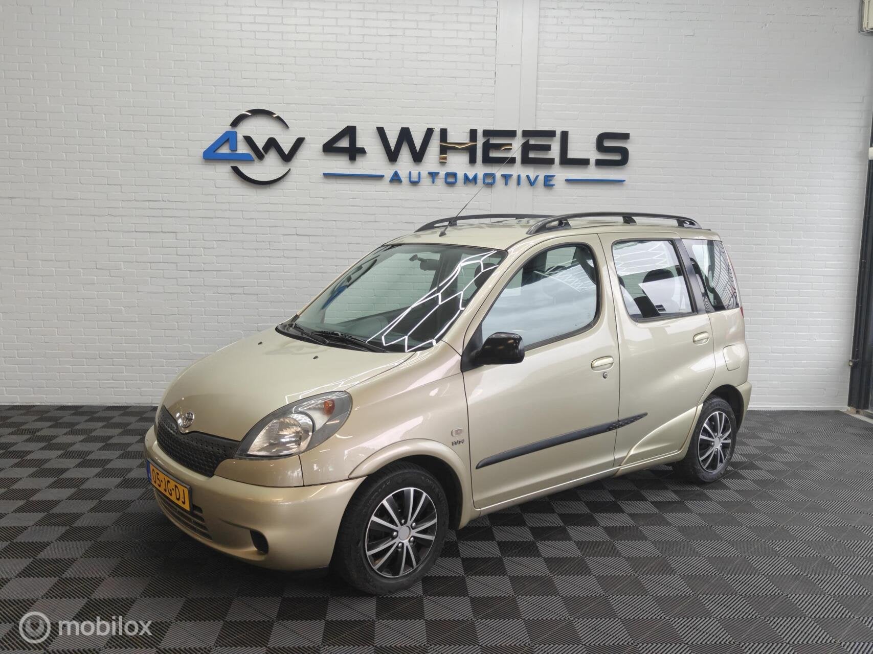 Toyota Yaris Verso 1.3-16V VVT-i Sol, Auto's, 1299 cc, 86 pk, 4 cilinders, 400 kg