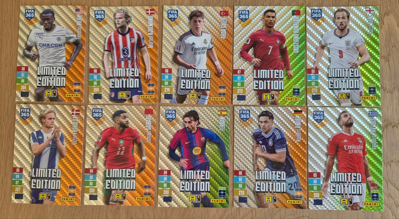 Fifa panini 365 limited edition's en de normale kaarten 2027, Ophalen of Verzenden, Nieuw, Meerdere plaatjes
