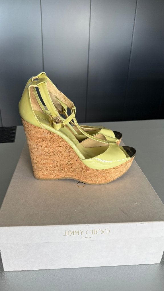 JIMMY CHOO wedges maat 40 als nieuw!, Overige kleuren, Verzenden, Sandalen of Muiltjes, Zo goed als nieuw