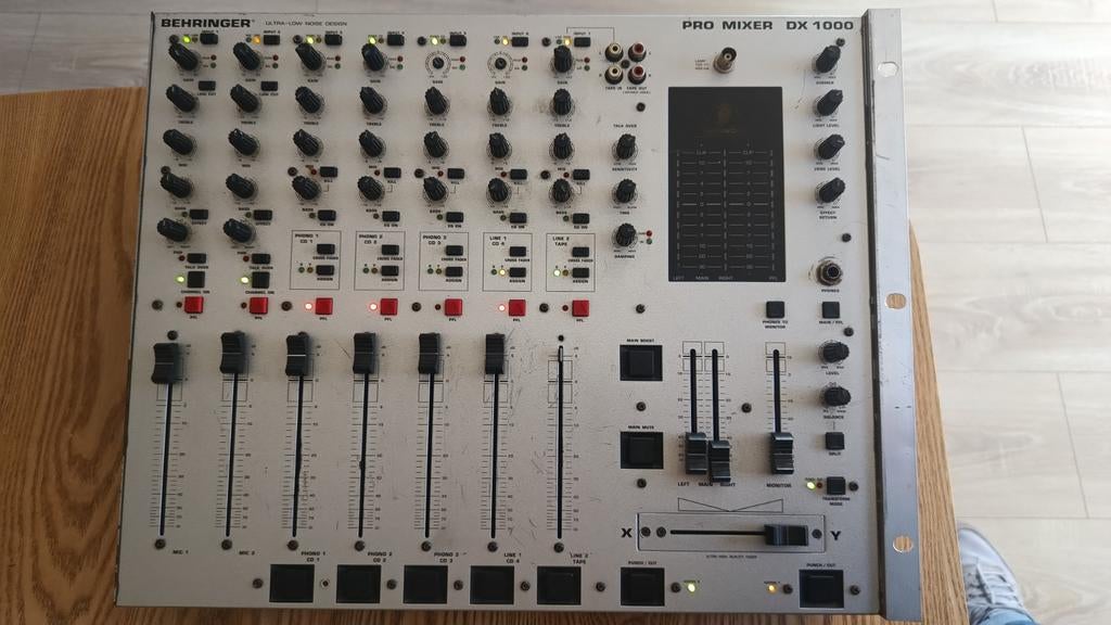 Behringer Pro Mixer DX 1000, Muziek en Instrumenten, Mengpanelen, Verzenden, Gebruikt