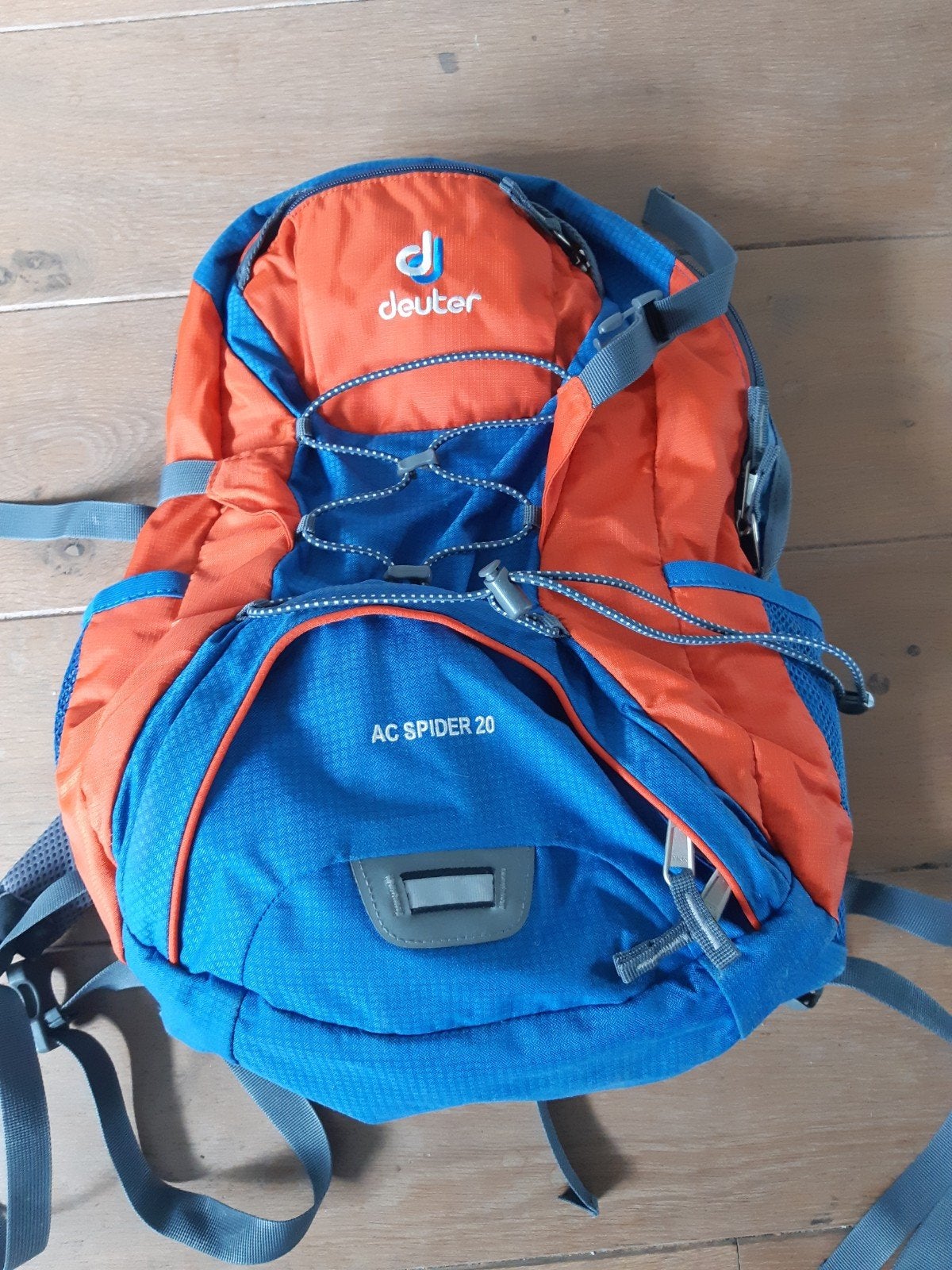 Rugzak 20ltr - Deuter AC Spider - Oranje/Blauw, Sport en Fitness, Bergsport en Wandelen, Ophalen, Gebruikt, Rugzak