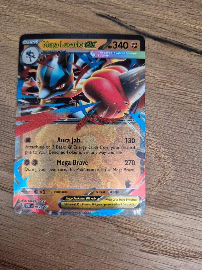 Mega Lucario EX 12 promo, Ophalen of Verzenden, Zo goed als nieuw