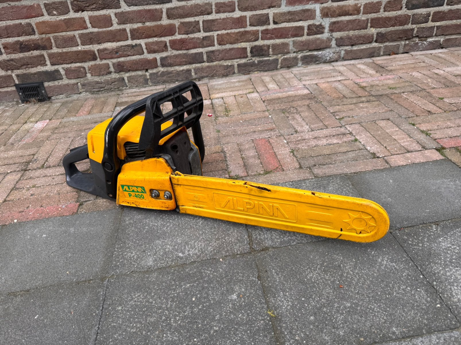 Alpine benzine kettingzaag, Ophalen, Gebruikt