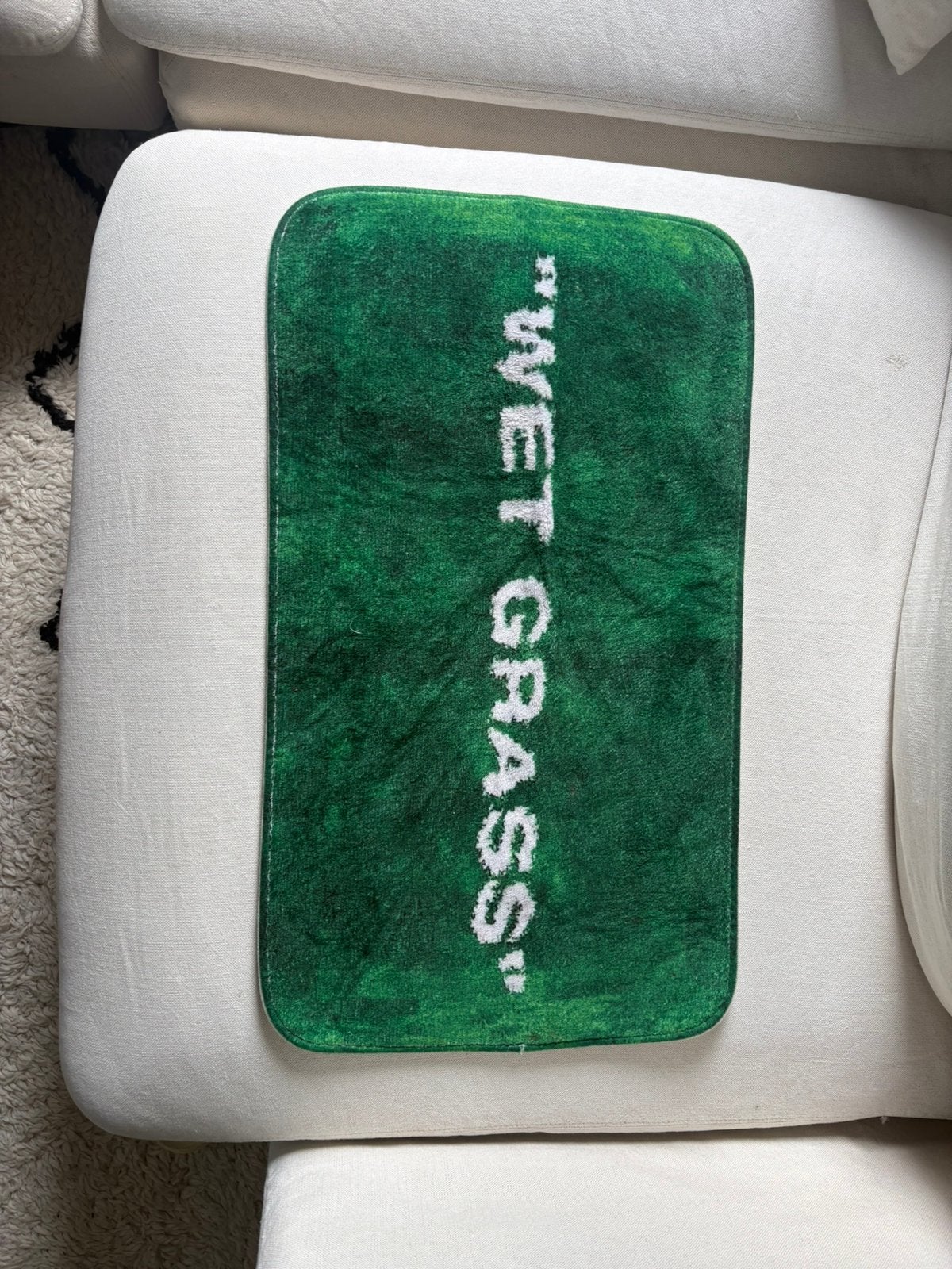 “Wet grass” mat ikea & supreme, Huis en Inrichting, Stoffering | Tapijten en Kleden, 50 tot 100 cm, Zo goed als nieuw, Rechthoekig