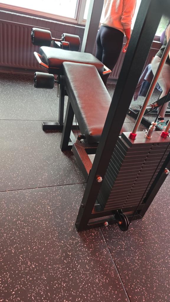 Zeer nette fitness apparaten -, Krachtstation, Armen, Ophalen of Verzenden, Zo goed als nieuw