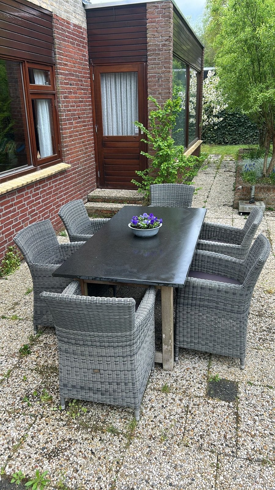Stijlvolle tuinset met 6 wicker stoelen en houten tafel, Ophalen, Gebruikt, Eettafel, 6 zitplaatsen