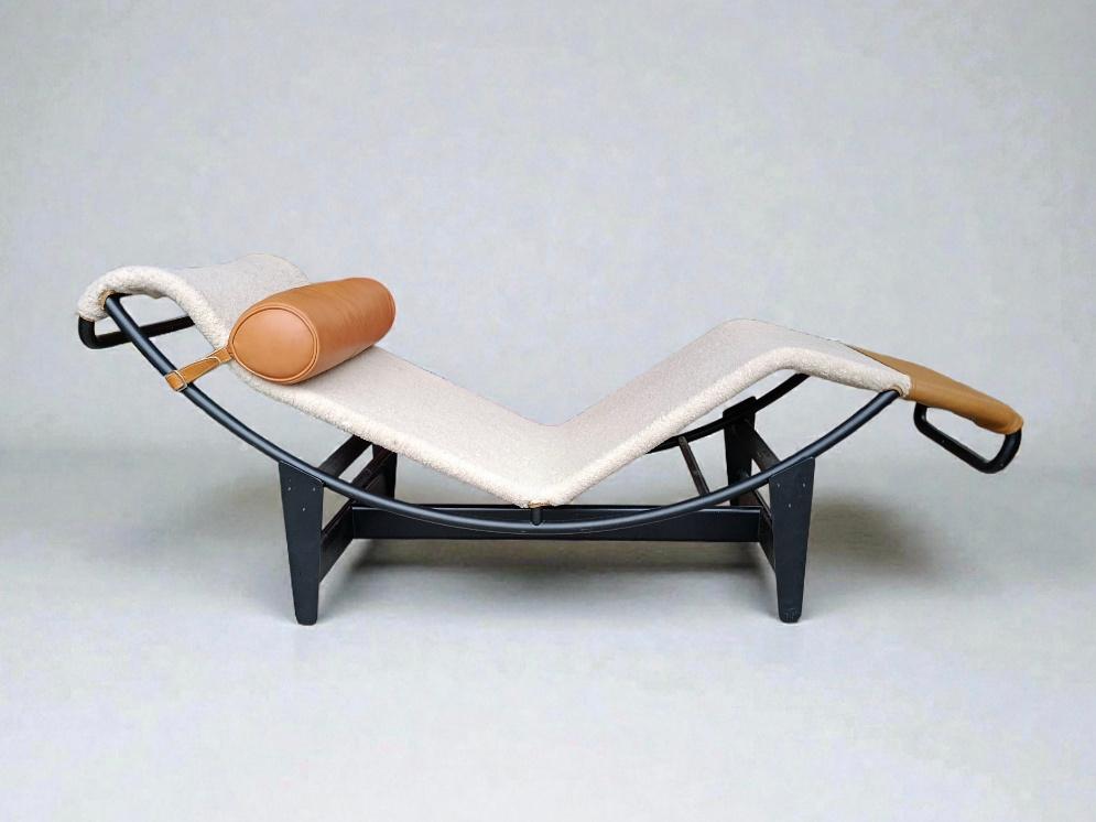 Perriand jeanneret le corbusier chaise longue lc4 cassina, Ophalen of Verzenden