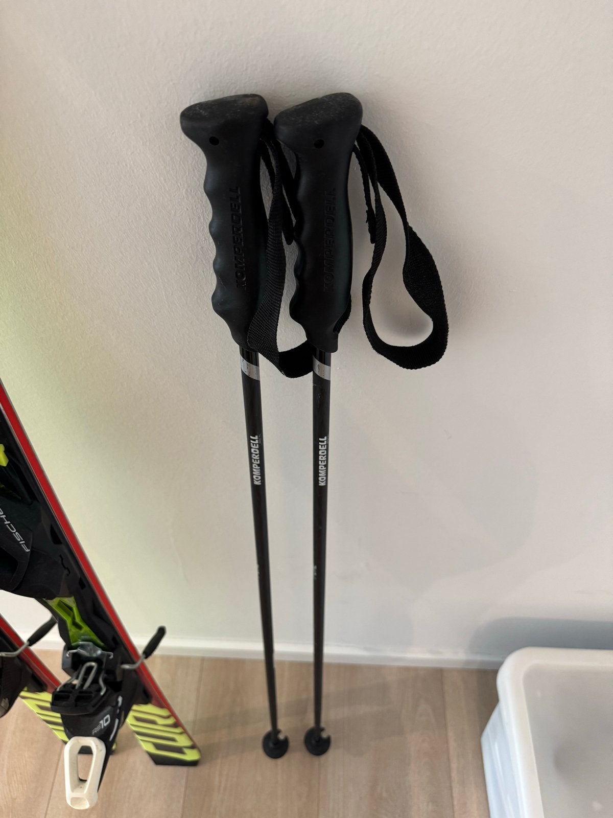 Komperdell Carbon Ski Stokken - Zo goed als nieuw, Stokken, Zo goed als nieuw, Skiën, Ophalen