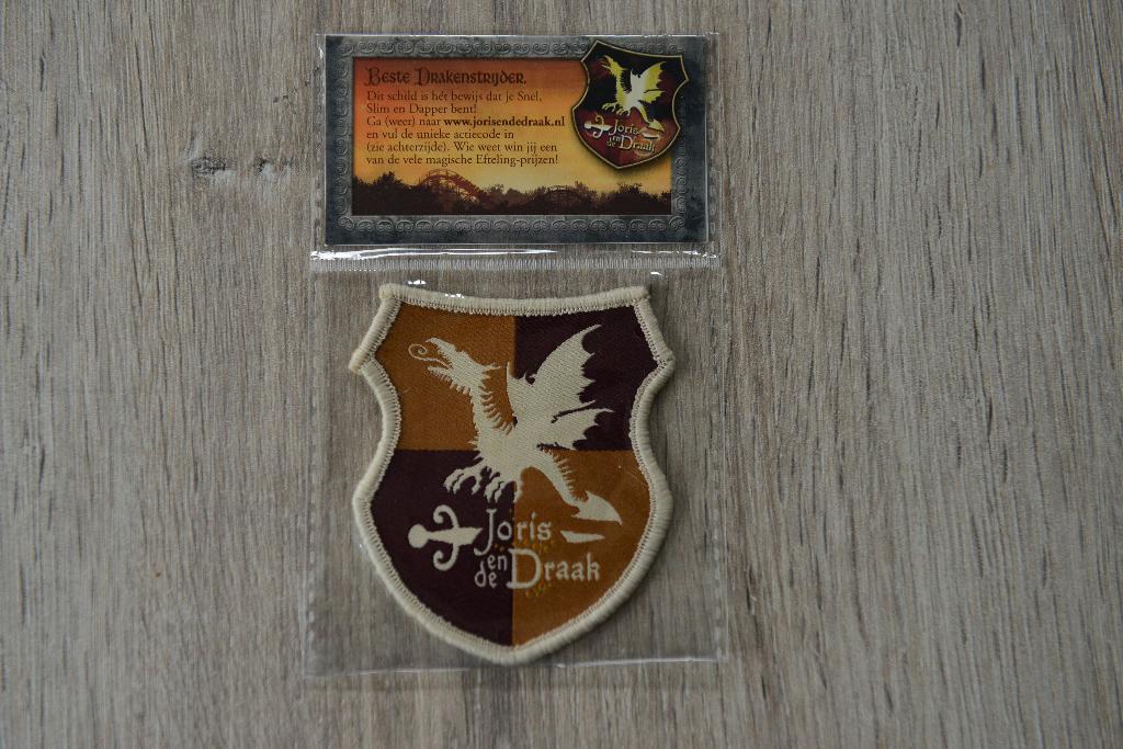 Joris en de Draak Badge met actie code helemaal compleet, Verzamelen, Verzenden, Nieuw, Overige typen