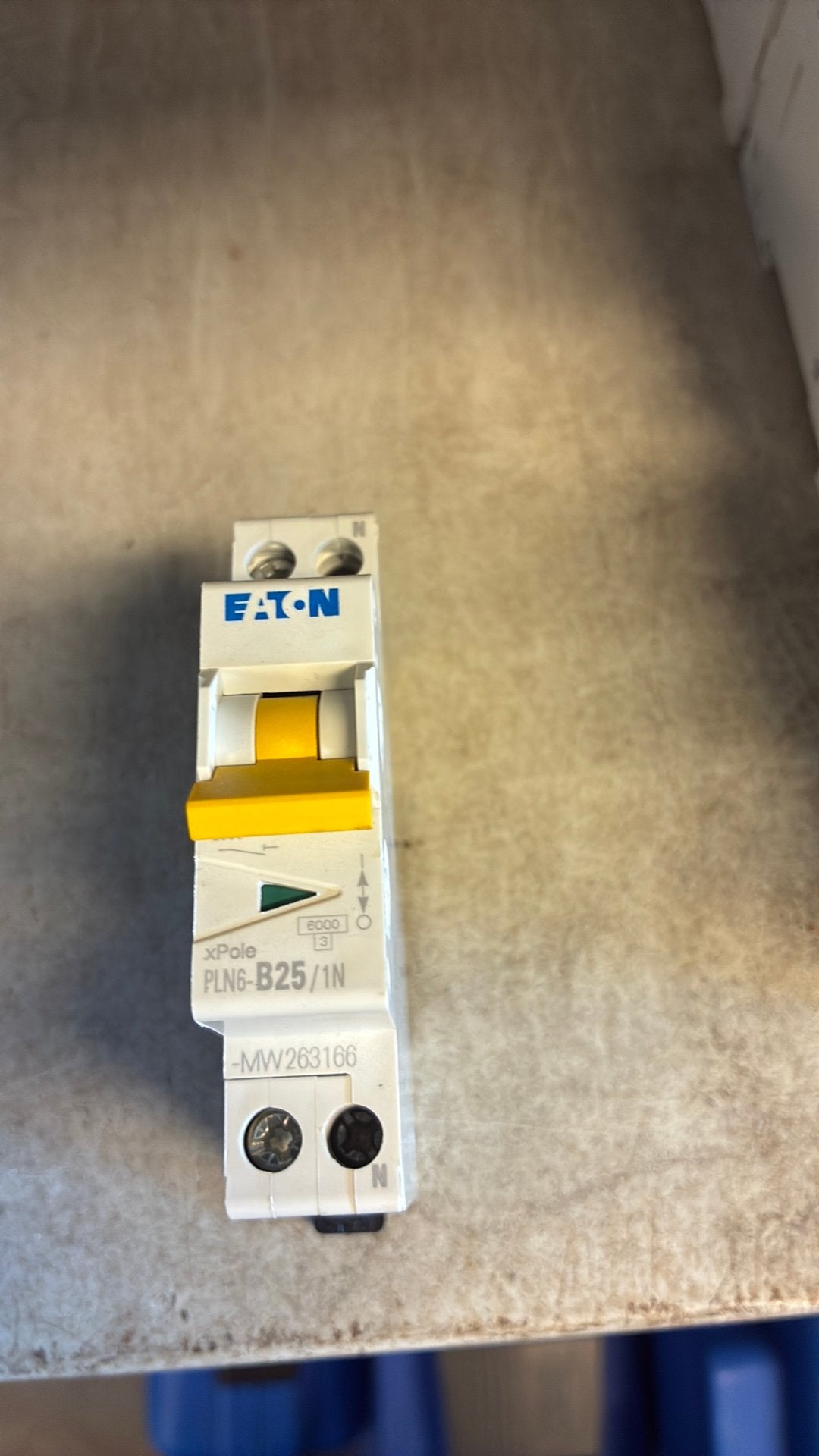 eaton installatie automaat b25 1p+n, Ophalen of Verzenden, Zo goed als nieuw