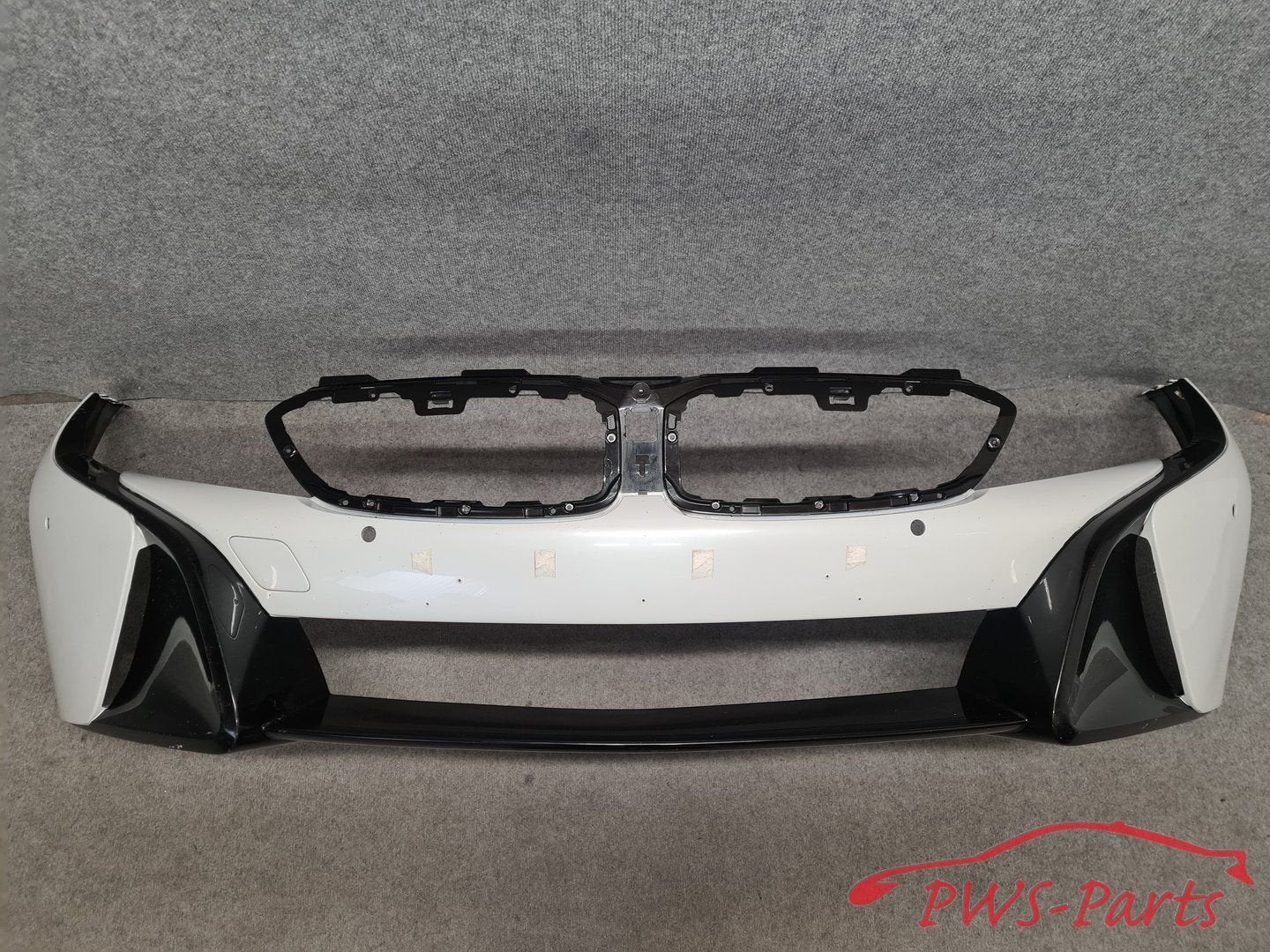 BMW I8 VOORBUMPER ORIGINEEL, Gebruikt, -, Voor, -