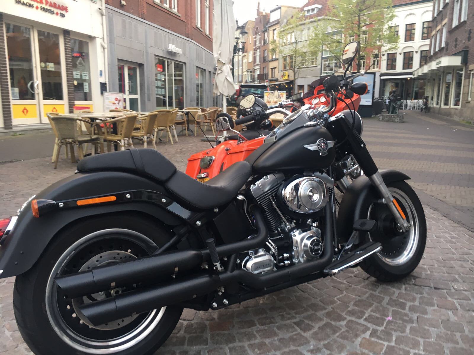 Zwarte HD Fatboy, juli 2012, 7341 KM, zeer goede staat!, Motoren, Occasion, Chopper, Cruise Control, Particulier