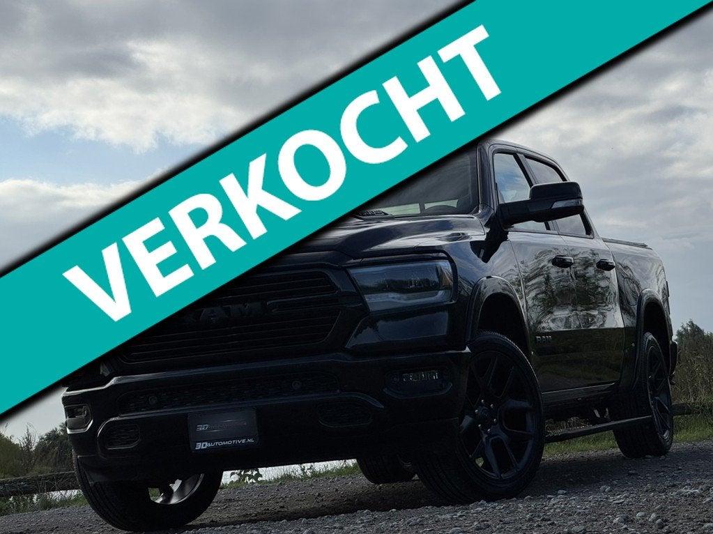 Dodge Ram 1500 LARAMIE NIGHT 5.7L V8, PANO, BLIS, H&K, ACC,, Auto's, Automaat, Gebruikt, 5654 cc, Leder