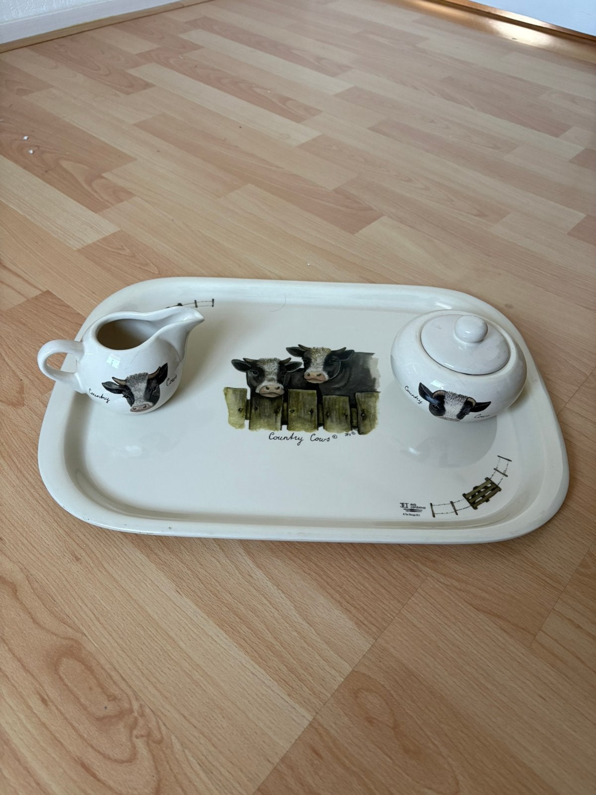 Dienblad en roomstel Jet ter Steege “Country Cows”, Kunststof, Nieuw, Ophalen of Verzenden, Afneembaar